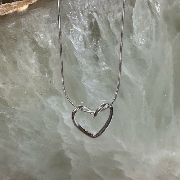 Jewelry - Elegant Silver 925 sterling silver Heart Necklace